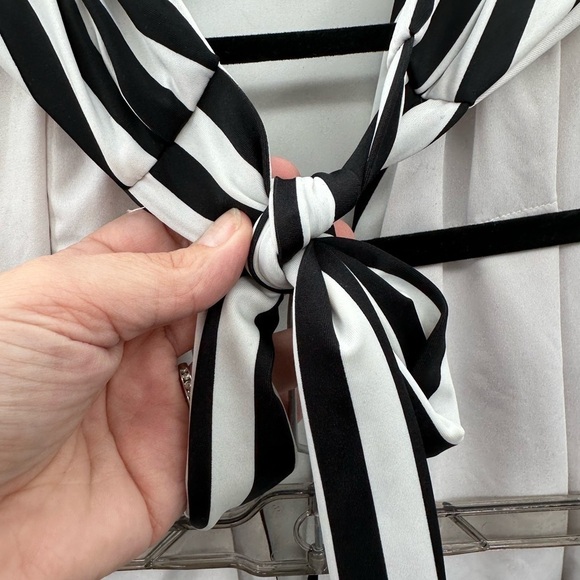 COCOSHIP striped black-white halter tie one piece contemporary swimsuit. 3XL - Picture 7 of 9